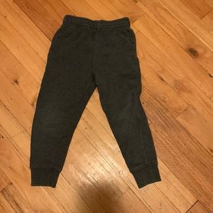 Grey joggers 3T